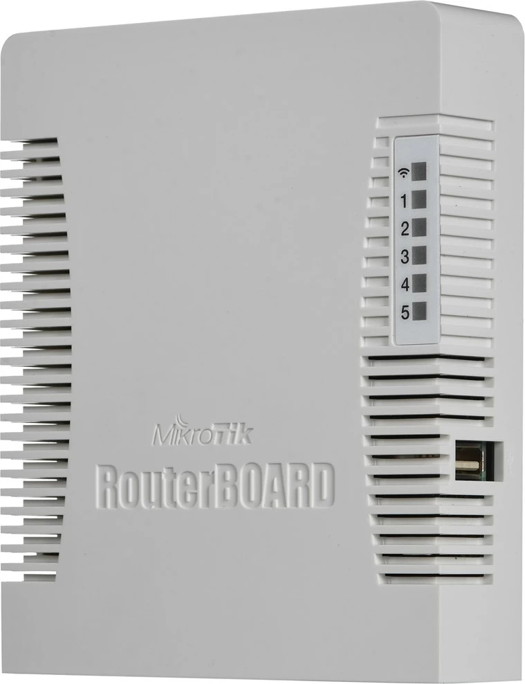 Router MikroTik RB951Ui-2HnD, PoE, bel
