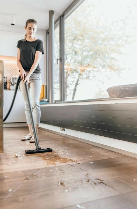 Sesalnik na elektriko, Karcher WD 2 Plus V-12/4/18, 12 L, 1000 W, rumen
