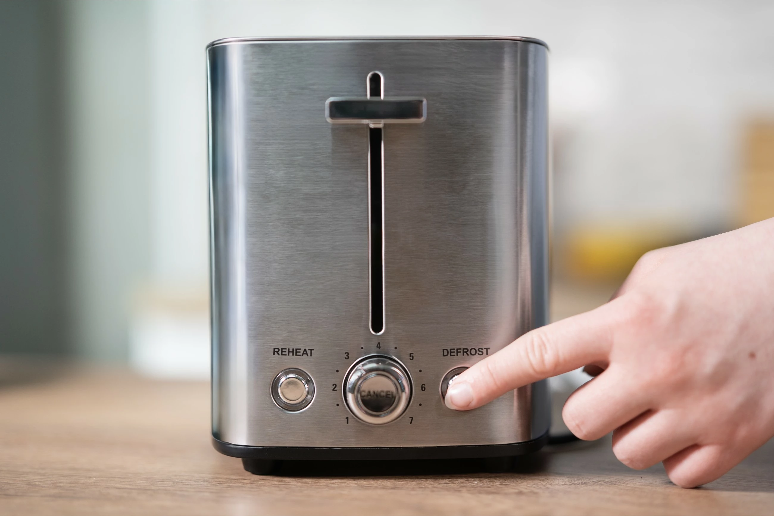 Toaster, 4 rezine, inox, 1200 W, črn, UNOLD Tom 38266 Toaster, 4 rezine, inox, 1200 W, črn, UNOLD Tom 38266