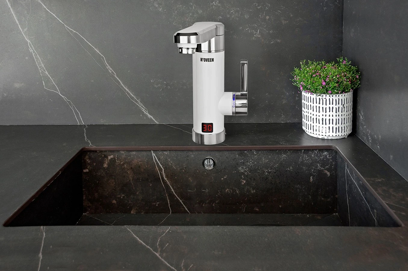 Instantni grelnik vode N'OVEEN IWH460, srebrn