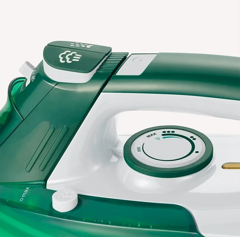 Parni likalnik s keramično podplato Severin BA 3261, 2400 W, bel/zelen Parni likalnik s keramično podplato Severin BA 3261, 2400 W, bel/zelen