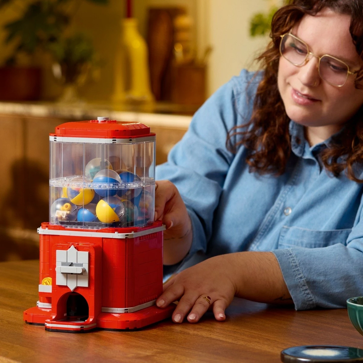 Set za gradnjo Minifigure Machine, LEGO Ideas 21358, 1343 kosov, 18+, rdeč