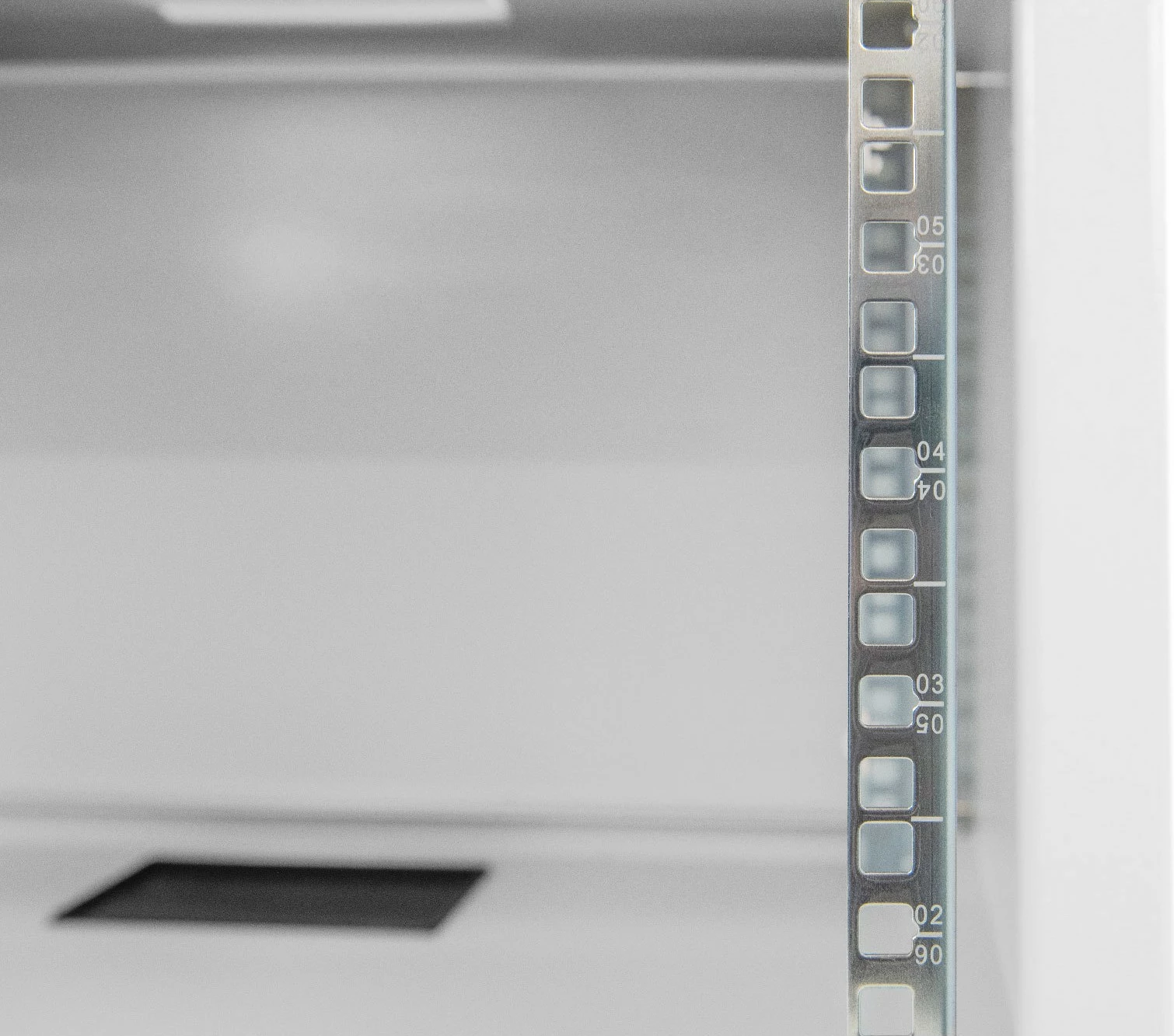 Omara za omrežje Digitus SOHO 7U, 540x400 mm, stenski, steklo, siva