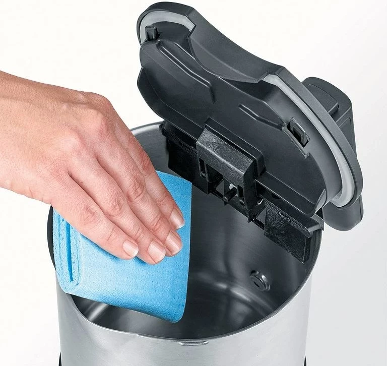 Električni grelnik vode 1,7 L Severin WK 3409, 2200 W, črn/nerjaveče jeklo Električni grelnik vode 1,7 L Severin WK 3409, 2200 W, črn/nerjaveče jeklo