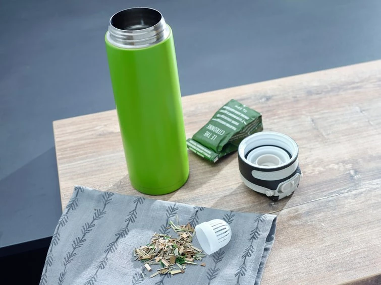 Termos za potovanje 600 ml, LEIFHEIT 3277, zeleno/črn