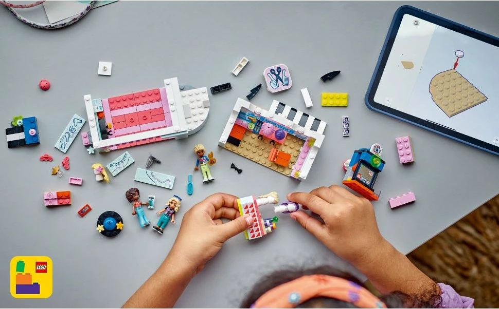 Set za gradnjo frizerski salon LEGO Friends 42662, 347 delov, večbarven