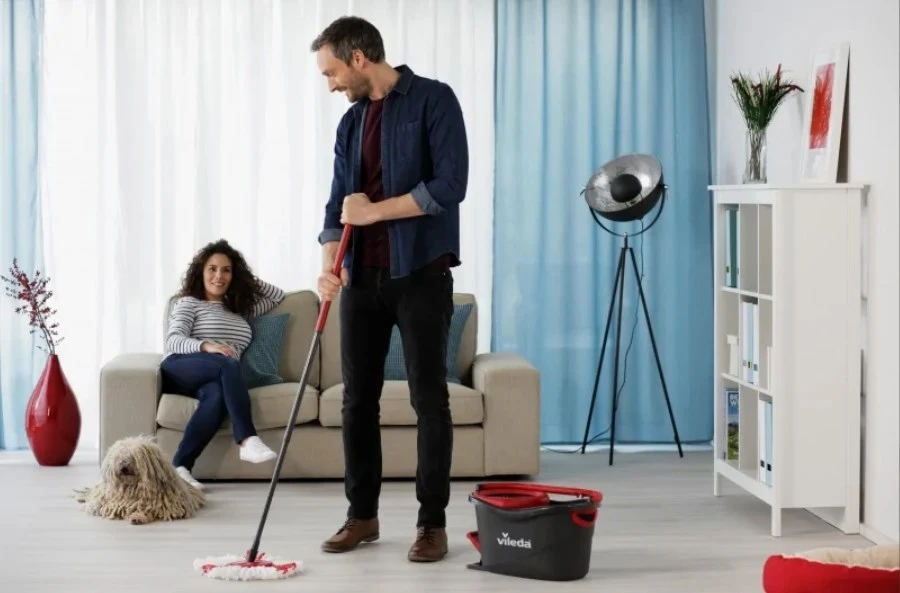 Rotni komplet za pomivanje tal Vileda Turbo, rdeč