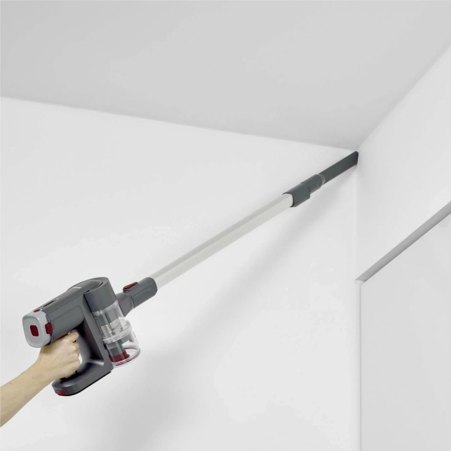 Vertikalni sesalnik brez vrečke in kabla Severin HV 7968, antracit