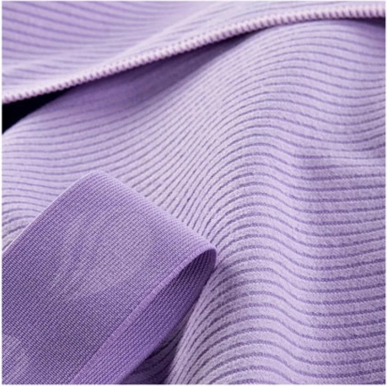 Peshqir za plavanje AquaWave Fenn L, vijoličen Peshqir za plavanje AquaWave Fenn L, vijoličen