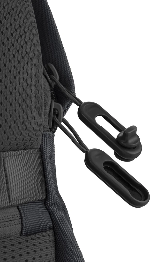 Nahrbtnik proti kraji XD Design, 15,6\", črn