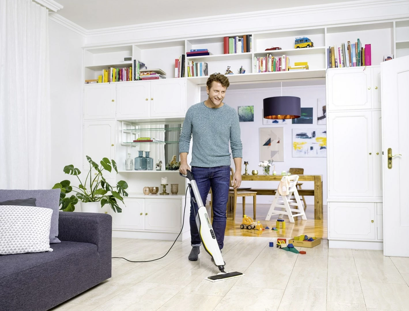 Parna sesalnik SC 3 UPRIGHT Karcher, 0,5 L, 1600 W, bela, črna