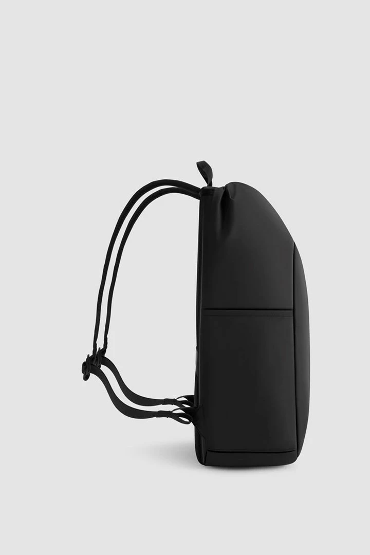 Vodoodporen nahrbtnik XD DESIGN Urban, 20 L, črn