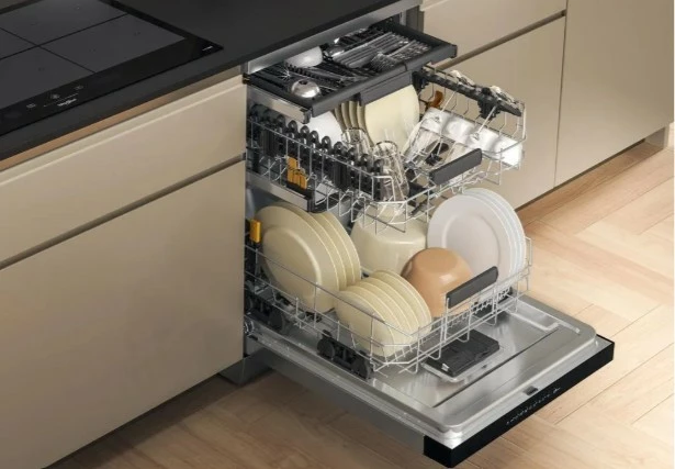 Pomivalni stroj, Whirlpool W7FHP33X, 15 kompletov, inox, samostoječ