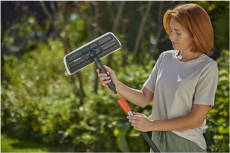 Pometalec za okna GARDENA 18808-20, 31 cm, siv