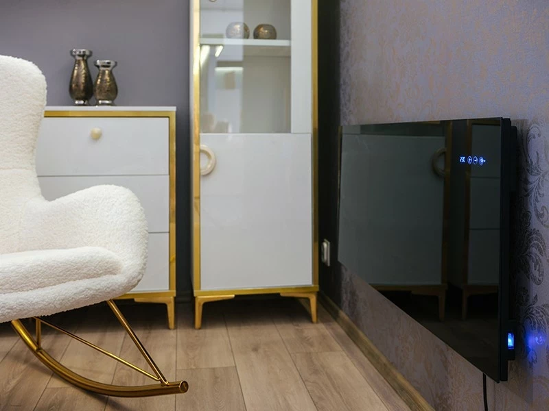 Konvektor Lafe IR ThermoSmart 700 W, pameten, črn