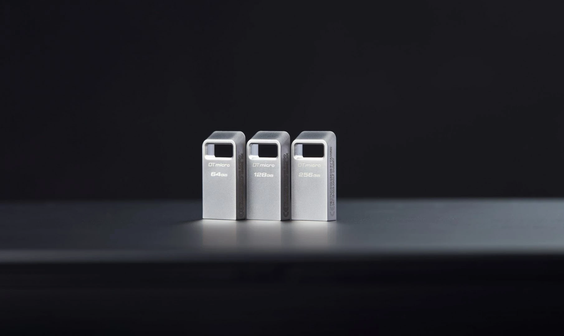 USB ključek DataTraveler 128GB, kovinska, srebrna