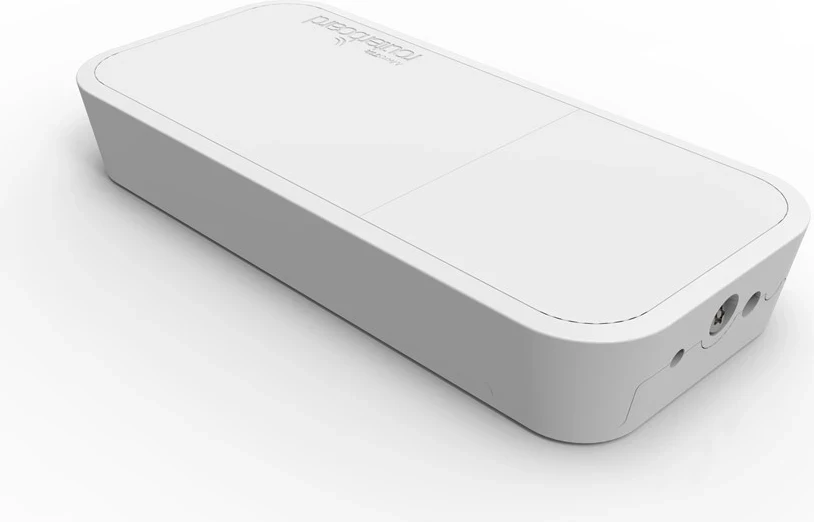 Konverter omrežnih medijev MikroTik FTC, bel Konverter omrežnih medijev MikroTik FTC, bel