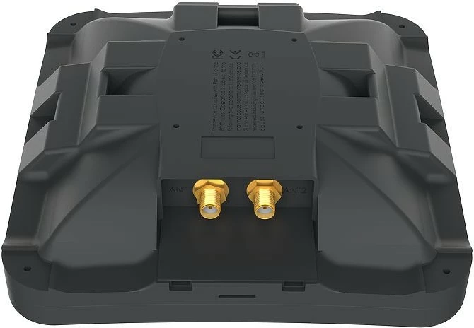 Omni-smerna antena mANT LTE 5o, 5 dBi, 0,699 - 2,690 GHz, SMA, bela Omni-smerna antena mANT LTE 5o, 5 dBi, 0,699 - 2,690 GHz, SMA, bela