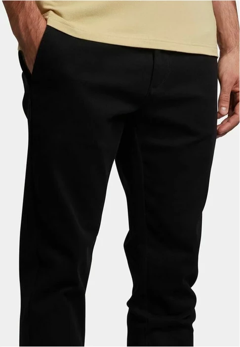 Hlače Lyle & Scott za moške, črne