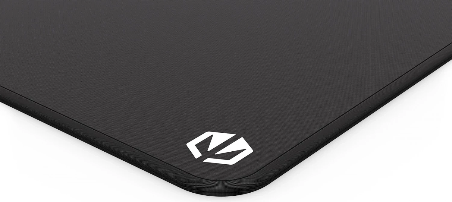 Velika igralna podloga Endorfy, črna