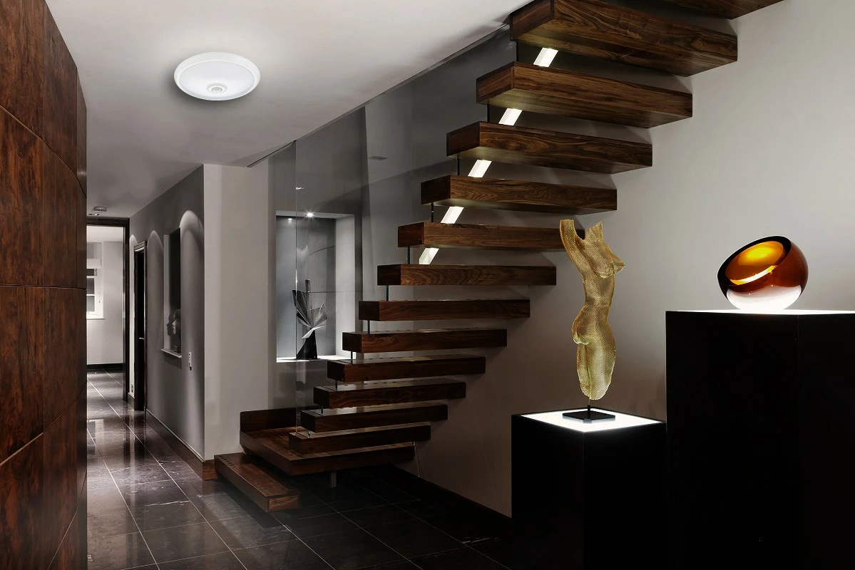 Stropna LED svetilka z detektorjem gibanja PIR, Maclean MCE131, 12W, bela