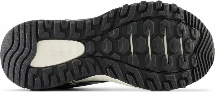 Tekmovalne atlete New Balance WT410LB8, črne