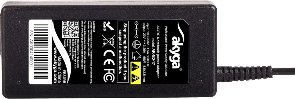 Polnilec za prenosnik Akyga AK-ND-17, 65 W, črn