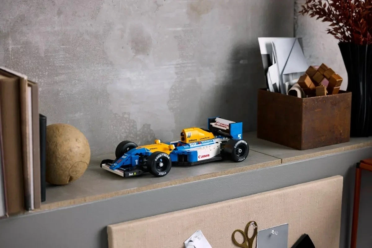 Model Williams Racing FW14B in Nigel Mansell, LEGO ICONS 10353, 799 kosov