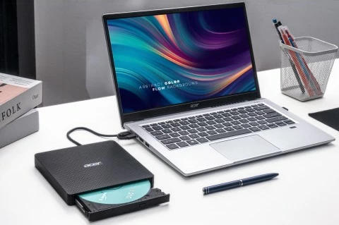 Zunanji DVD zapisovalnik Acer AXD001, USB 3.2, za prenosnik, črn