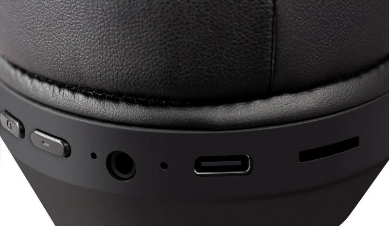 Brezžične slušalke Defender Freemotion B690, črne