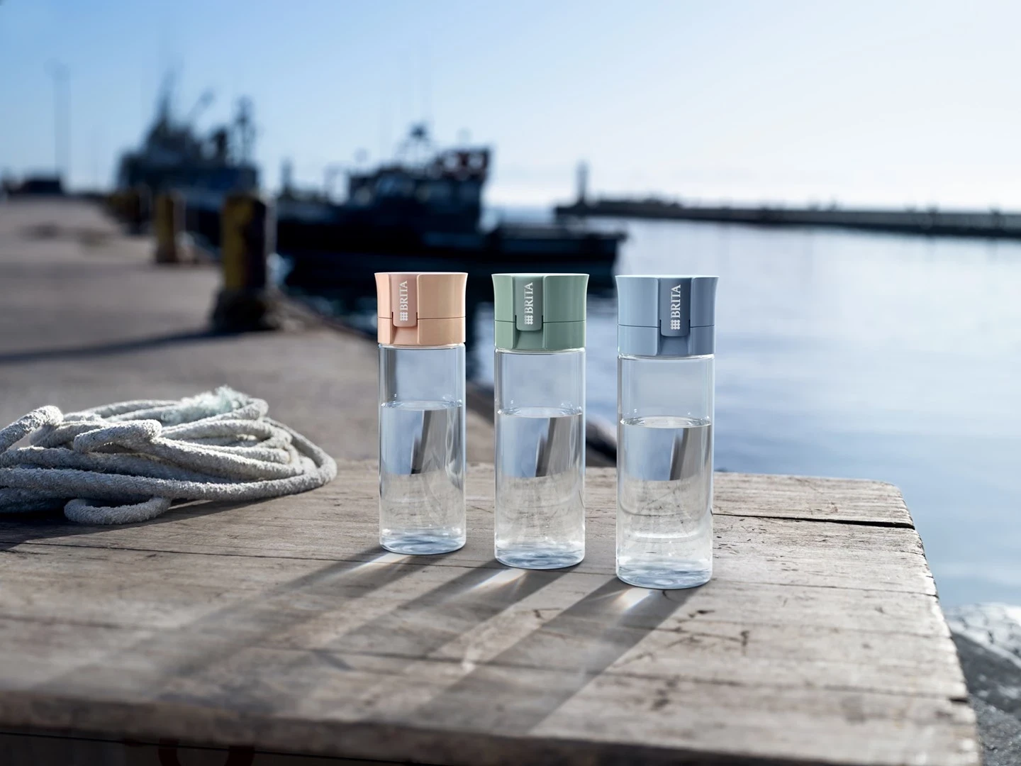 Filtrirna steklenica za vodo Brita Vital, 2 L, modra