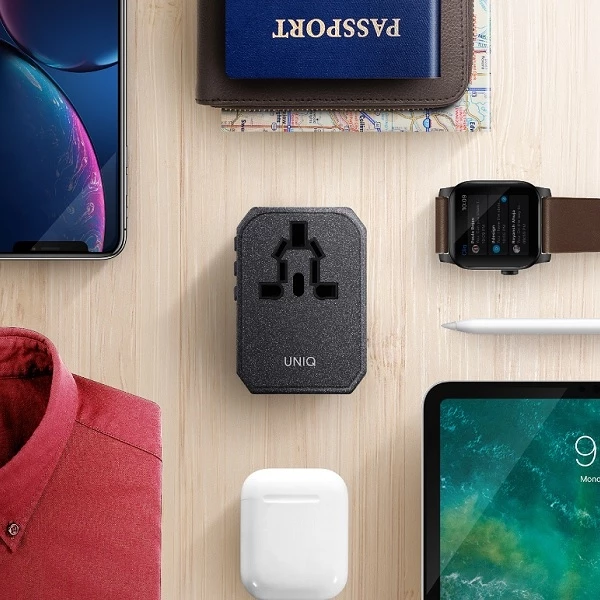 Univerzalni potovalni adapter UNIQ Voyage LITHOS Collective 33W, 2xUSB PD 18W QC 3.0, siv