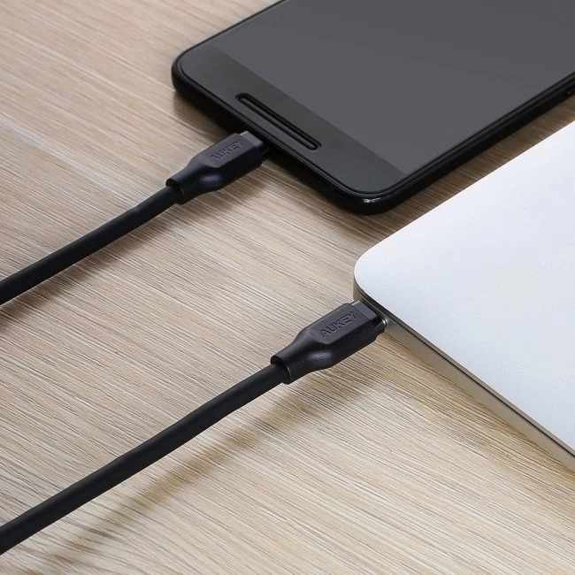 Kabel USB-C na USB-C AUKEY CB-CC1P OEM, 1 m, 60 W, 3 A, 5 Gbps, črn