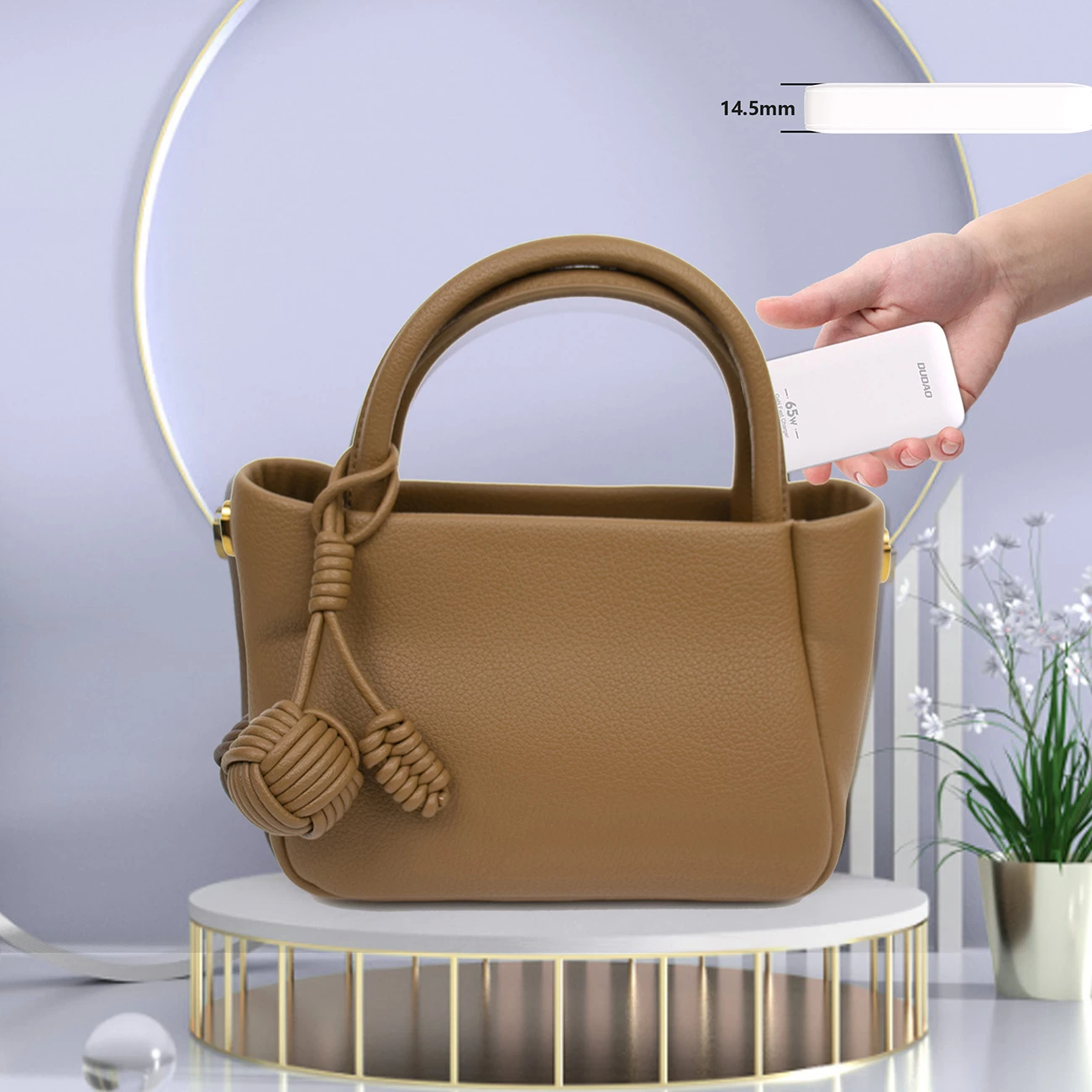 Stenski polnilnik Dudao A65Q, 65 W, GaN, USB-C/USB-A, bel