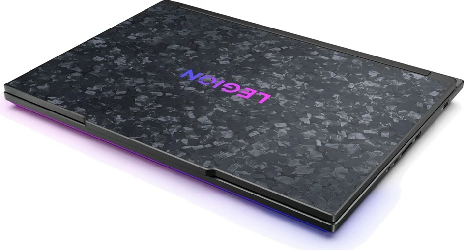 Gaming prenosnik 18" Lenovo Legion 9 18IAX10 Ultra 9 275HX, 64 GB RAM, 2 TB SSD, RTX 5090, Eclipse Black