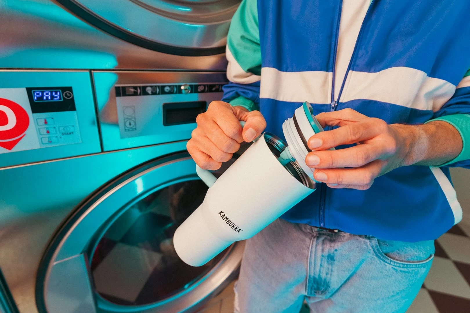 Termos Kambukka Rio Tumbler 950 ml, Frosty Coconut, moder