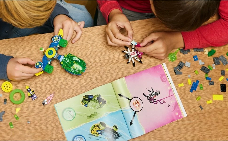 Gradbeni set LEGO DREAMZzz Mateo z avtom Z‑Blob Action Rennwagen, 485 kosov, večbarven