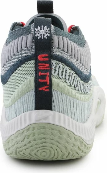 Superge, Nike Cosmic Unity 3 DV2757-003, siva