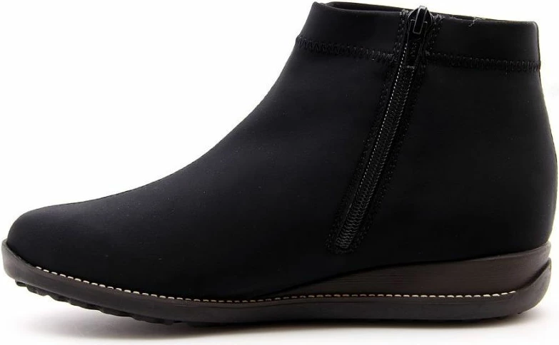 Visoke zimske škornje, Rieker, črne Visoke zimske škornje, Rieker, črne