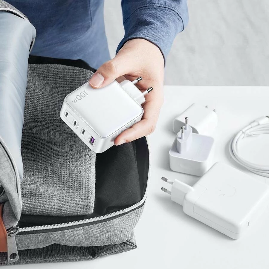 Univerzalni polnilec 100W GaN, 4 priključki USB-C/USB-A, bel — Ugreen Nexode Univerzalni polnilec 100W GaN, 4 priključki USB-C/USB-A, bel — Ugreen Nexode