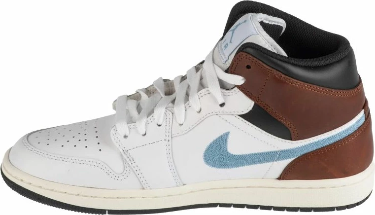 Atletske superge, Nike Jordan, bele