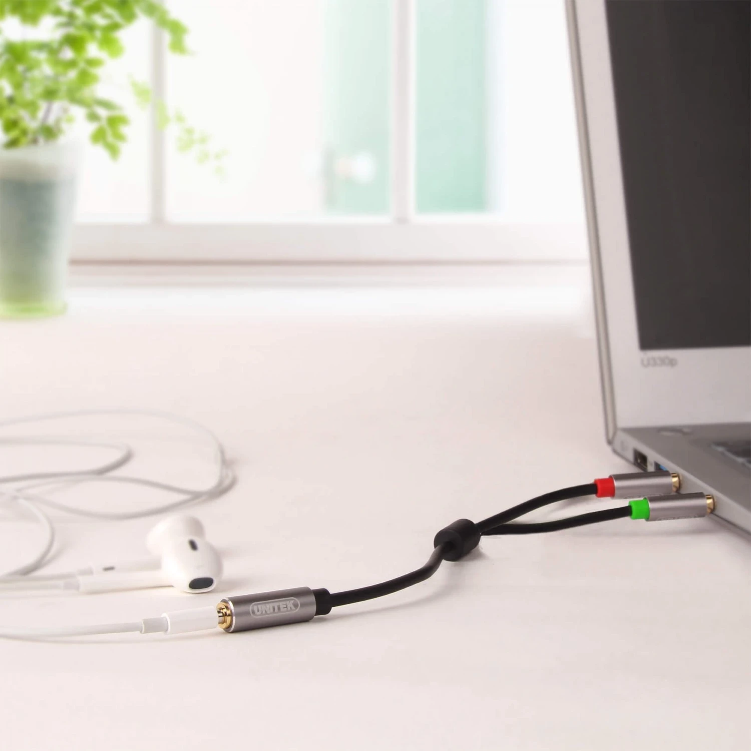 Razdelilni kabel miniJack Unitek, za vse