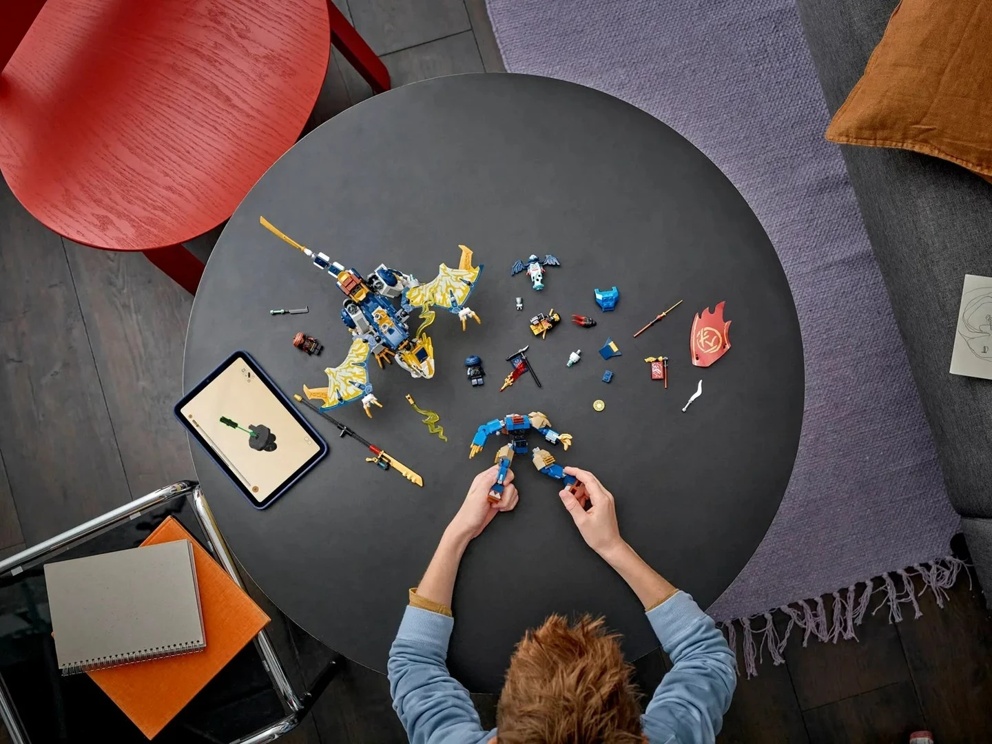 Komplet mehaničnega zmaja Rogue’s Mech Dragon Rider, LEGO NINJAGO 71843, s 4 minifigurami