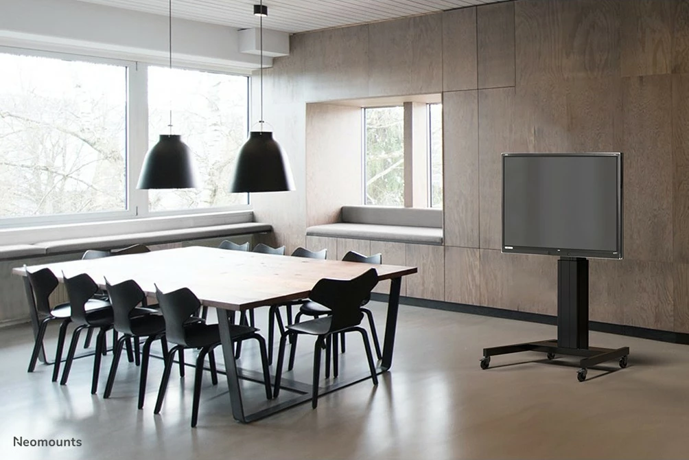 Mobilna stojalo za TV, Neomounts PLASMA-M2500BLACK, avtomatsko, za zaslone 42–100 inčev, 150 kg, črno Mobilna stojalo za TV, Neomounts PLASMA-M2500BLACK, avtomatsko, za zaslone 42–100 inčev, 150 kg, črno