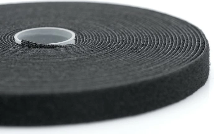 Lepilni trak za kable, 10 m x 15 mm, črn, Digitus AK-770905-100-S