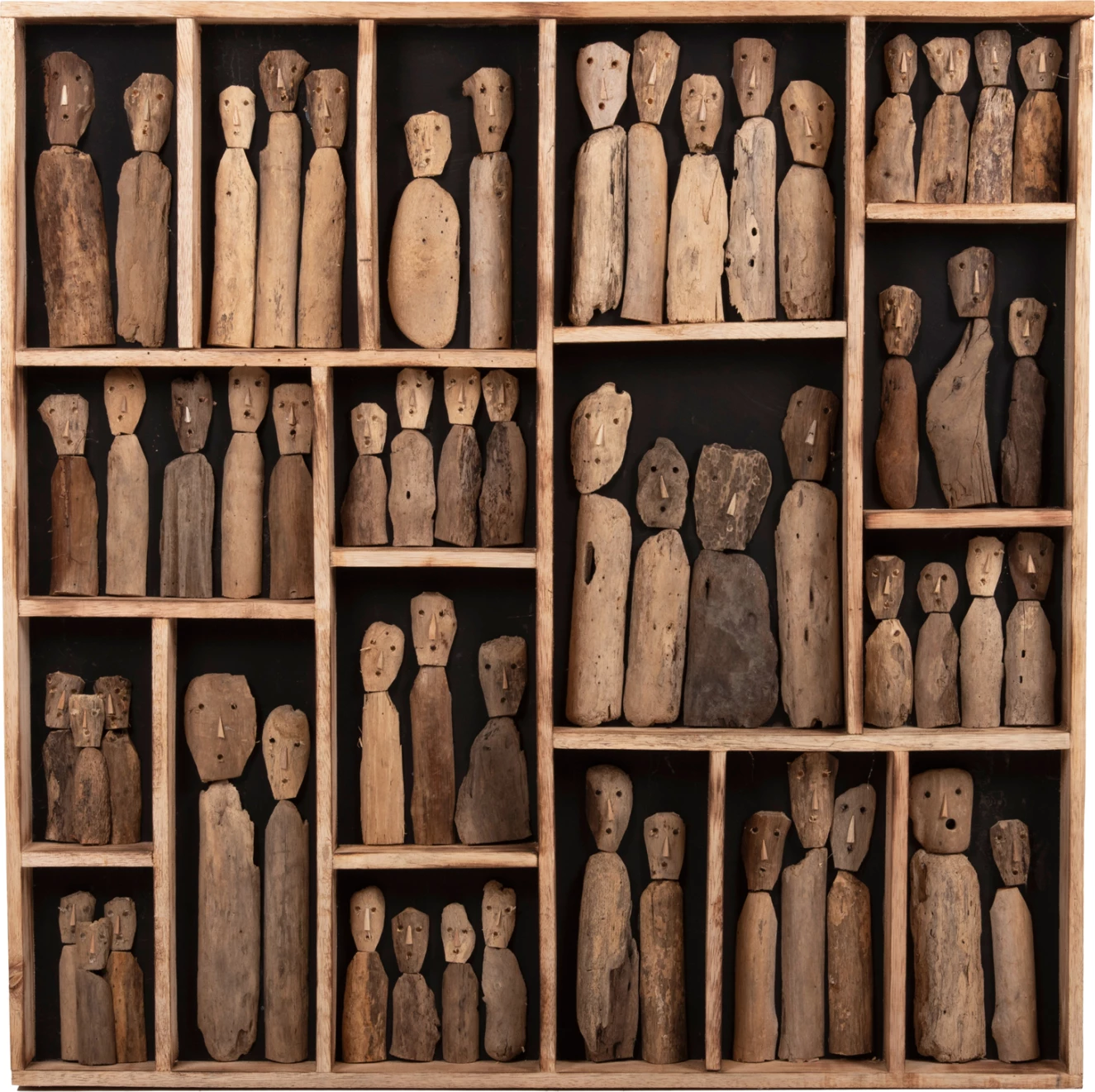 Stenska dekoracija MYST FH4274 okvir s figuricami iz naplavljenega lesa 100x6x100Hcm