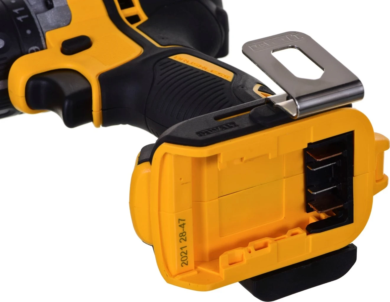 Kombinirani komplet vrtalnik/izvijač in brusilnik, DeWalt DCD796, DCG405 + 2x5,0Ah DCK208