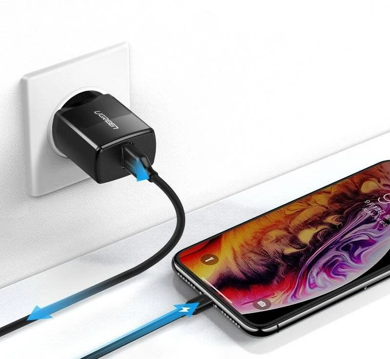 USB polnilec UGREEN 50459, 2.1A, črn