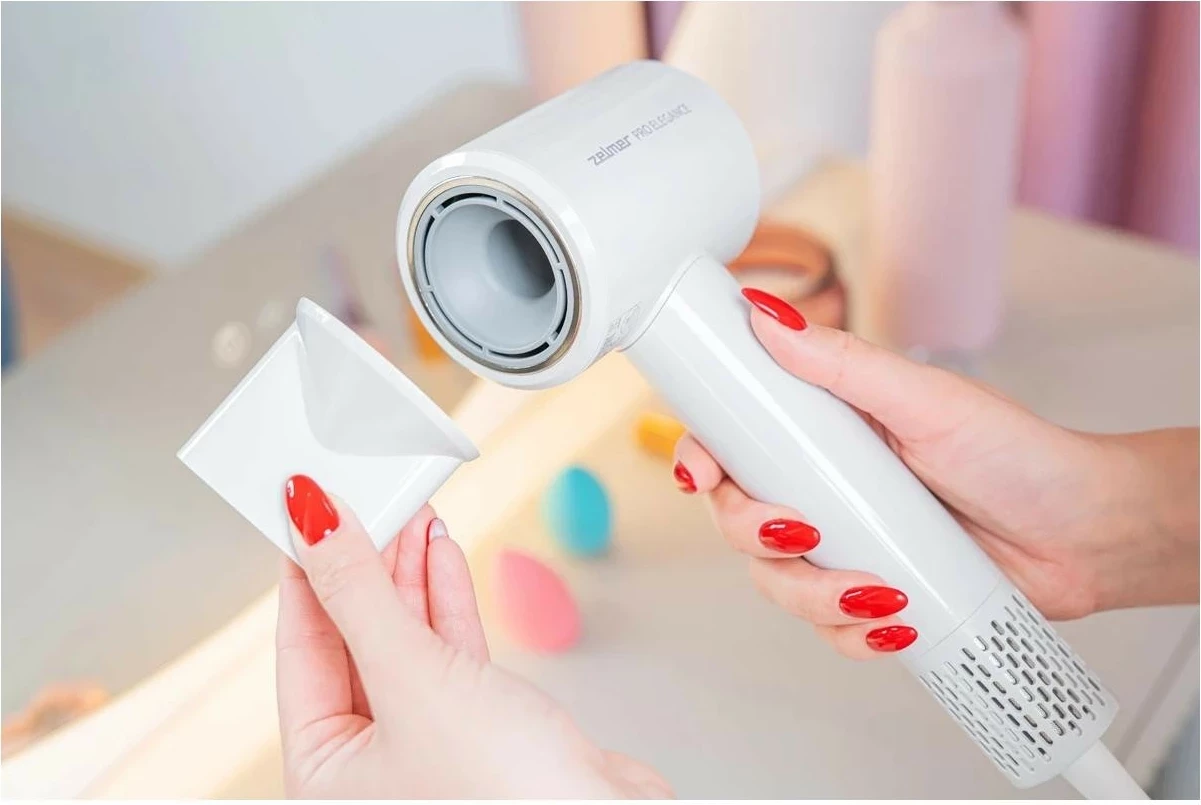 Sušilnik za lase Zelmer Pro Elegance ZHD9001, 1600 W, BLDC, bel