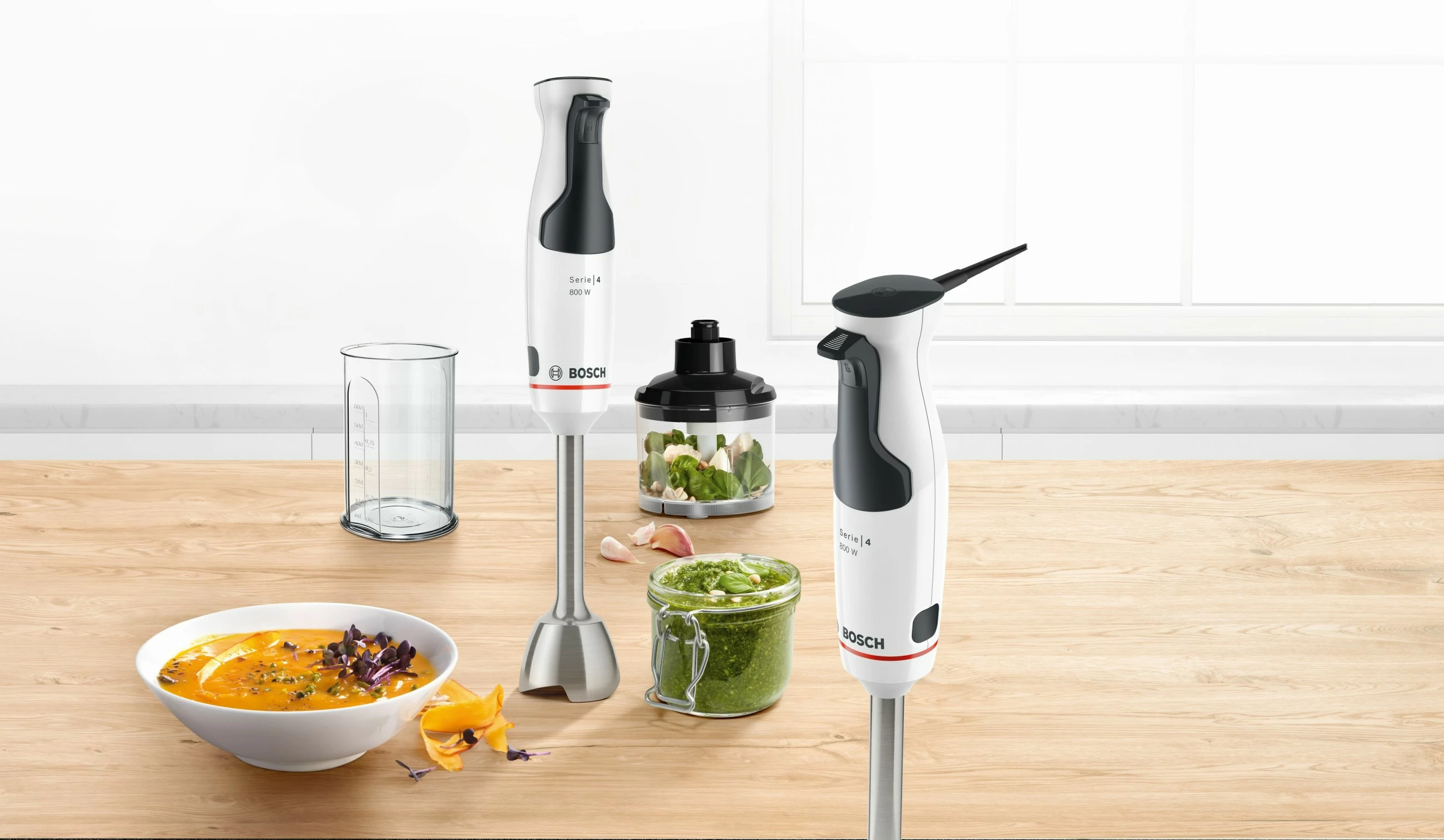 Potopni mešalnik Bosch MSM6S20B, 0,6 L, 1000 W, črn, srebrn